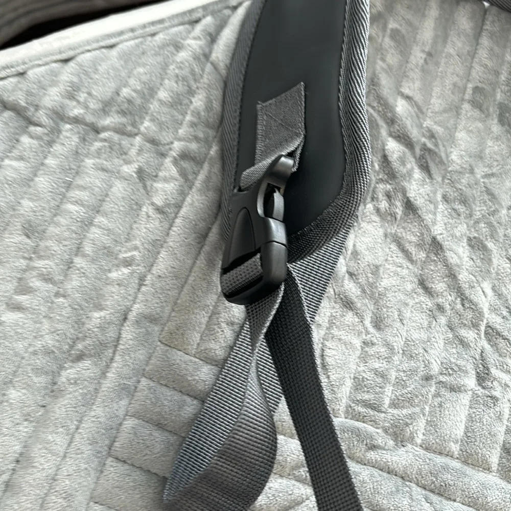 Dog carrier